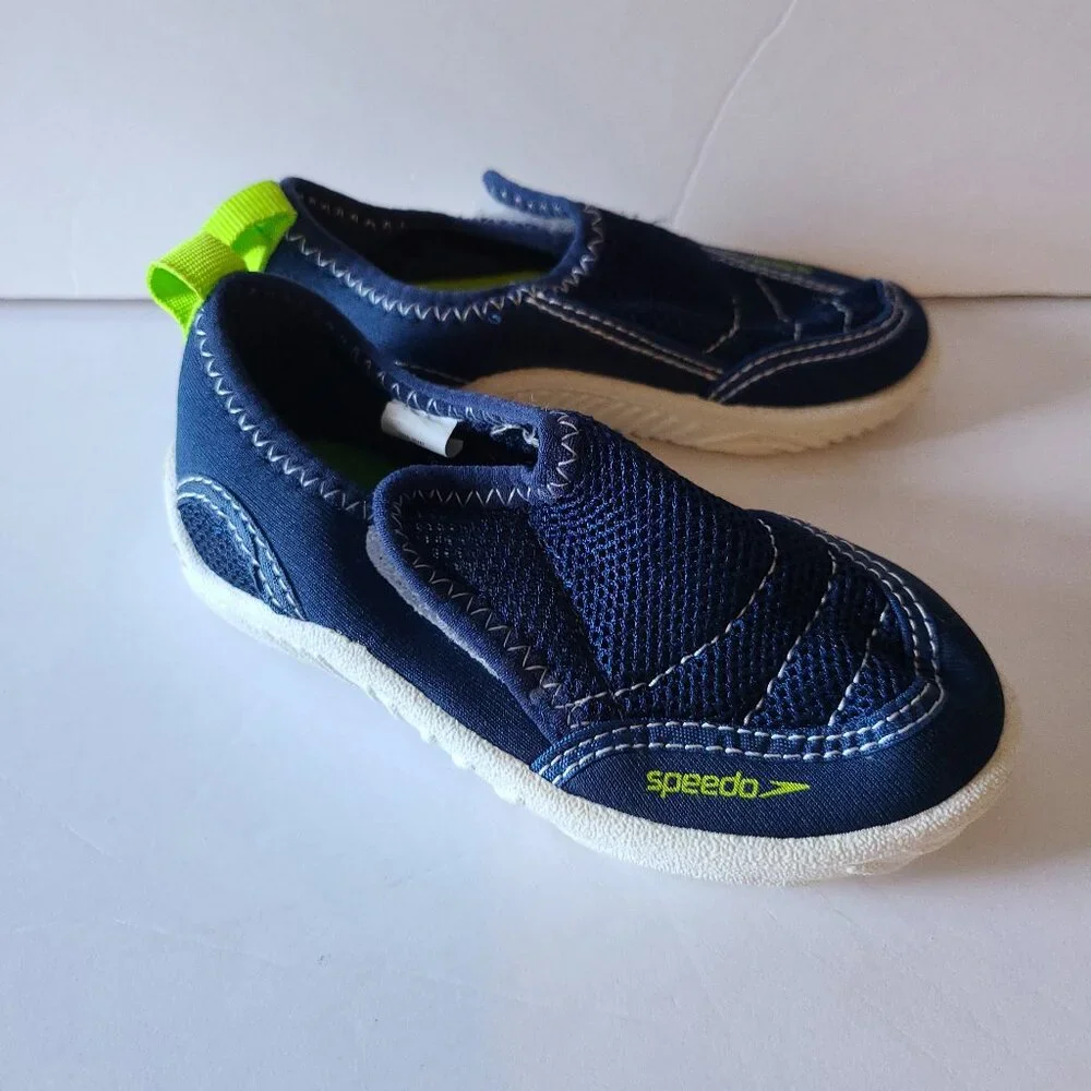 SPEEDO WATER SHOES - SLIP - ON BLUE SIZE M 7/8 UNISEX